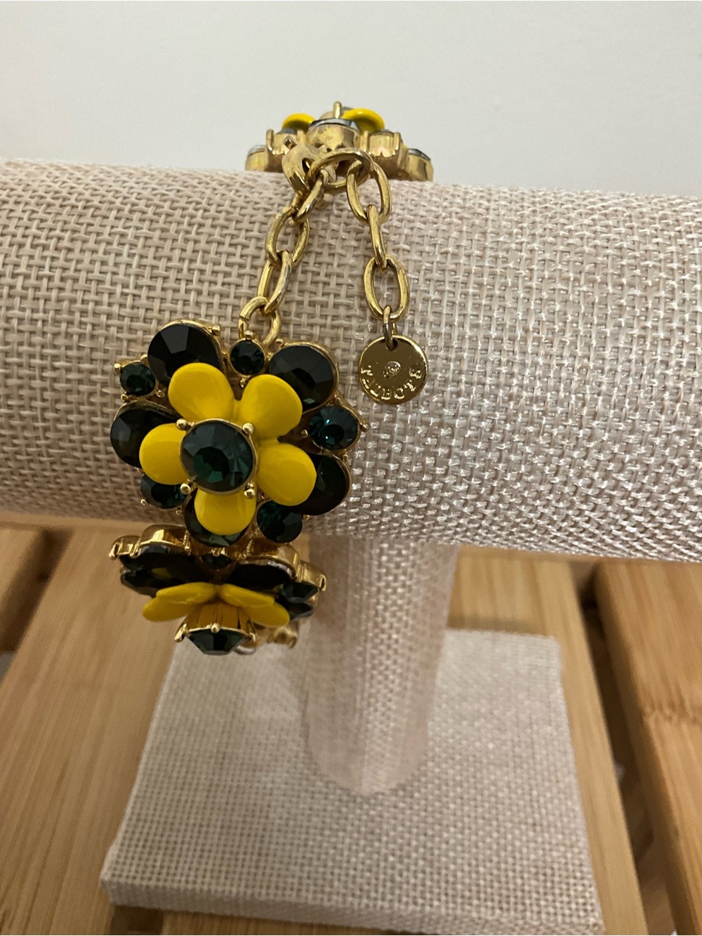 Talbots Floral Statement Bracelet Yellow Enamel Green Crystal Gold Tone 8” - Picture 4 of 6